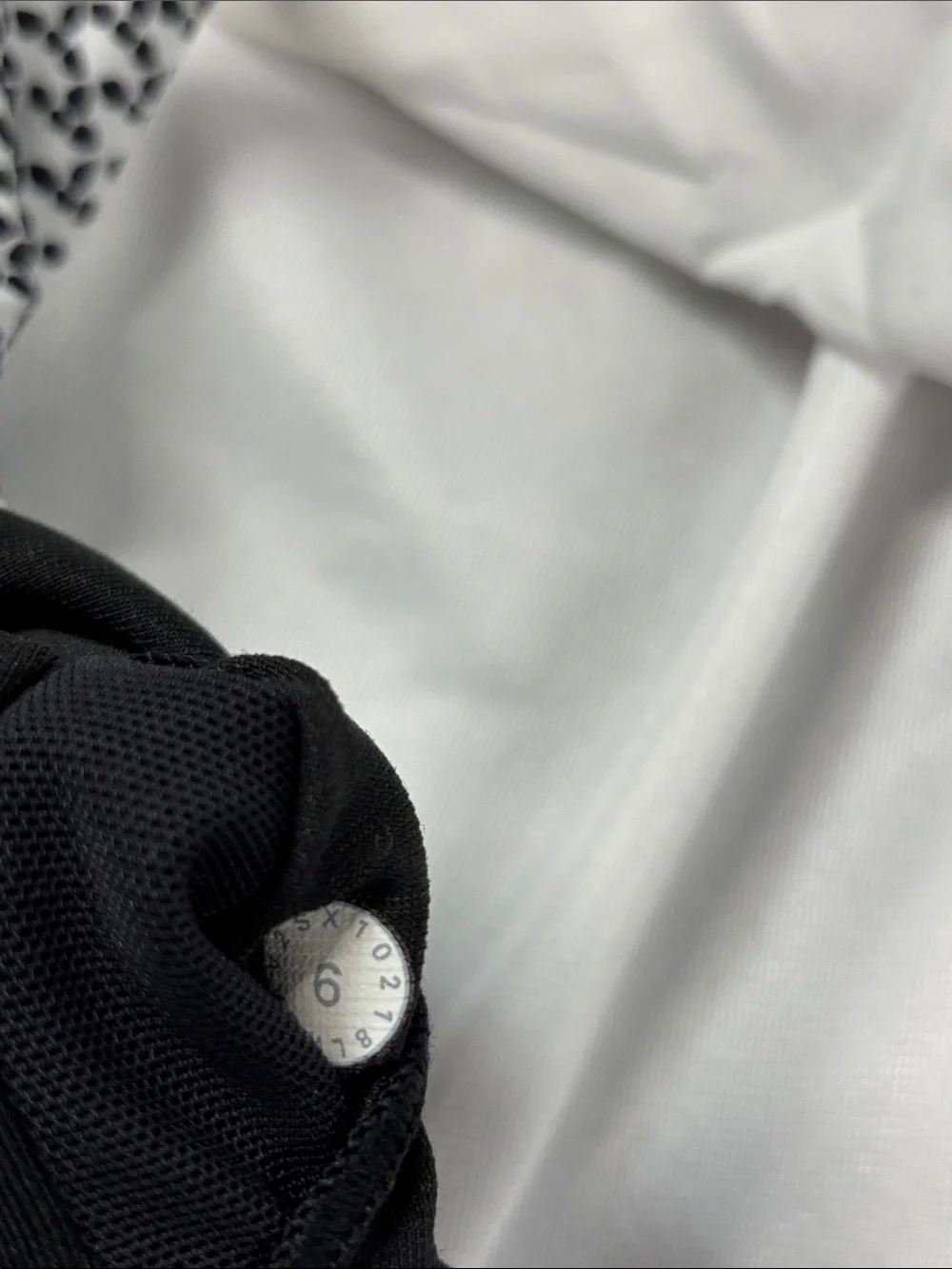 Lululemon Time To Sweat Bra Monochromic White /  Black Black  Sports Bra 6